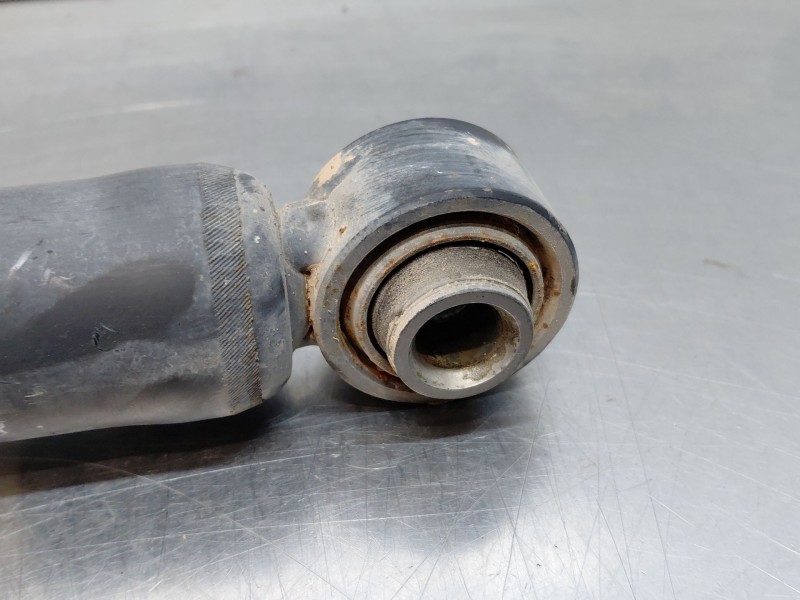 Recambio de amortiguador trasero derecho para lexus ux (za10) essence referencia OEM IAM 4853079305 4853076180 