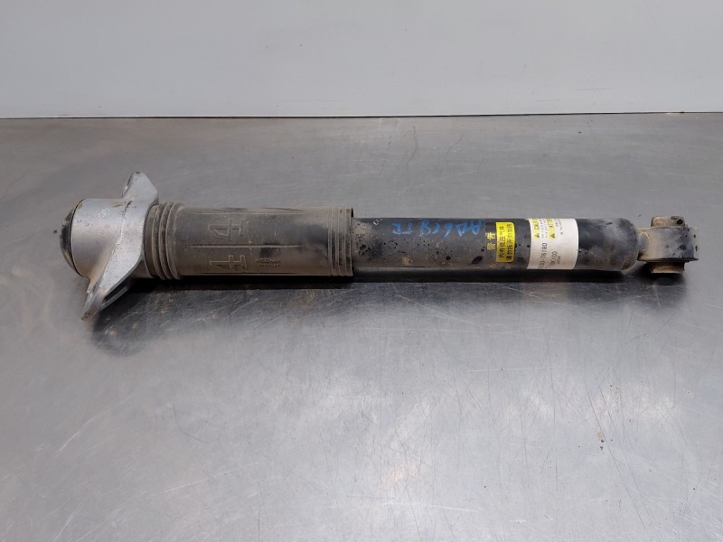 Recambio de amortiguador trasero izquierdo para lexus ux (za10) essence referencia OEM IAM 4853079305 4853076180 