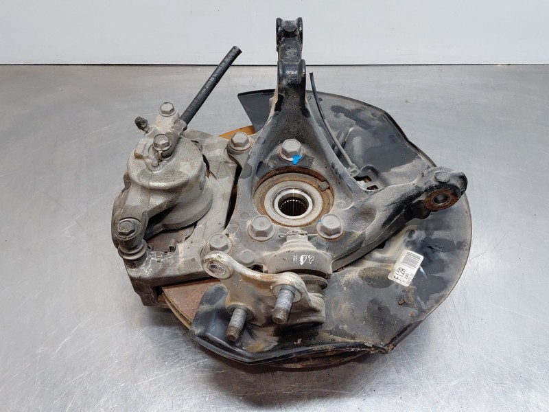 Recambio de mangueta delantera derecha para lexus ux (za10) essence referencia OEM IAM 4321110130  