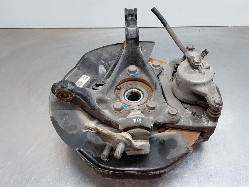 Recambio de mangueta delantera izquierda para lexus ux (za10) essence referencia OEM IAM 4321210110  