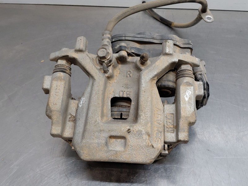 Recambio de pinza freno trasera derecha para lexus ux (za10) essence referencia OEM IAM 4631033010  