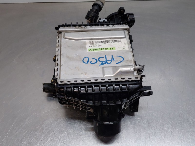 Recambio de intercooler para mercedes-benz vito mixto (447) combi referencia OEM IAM A6540904101  