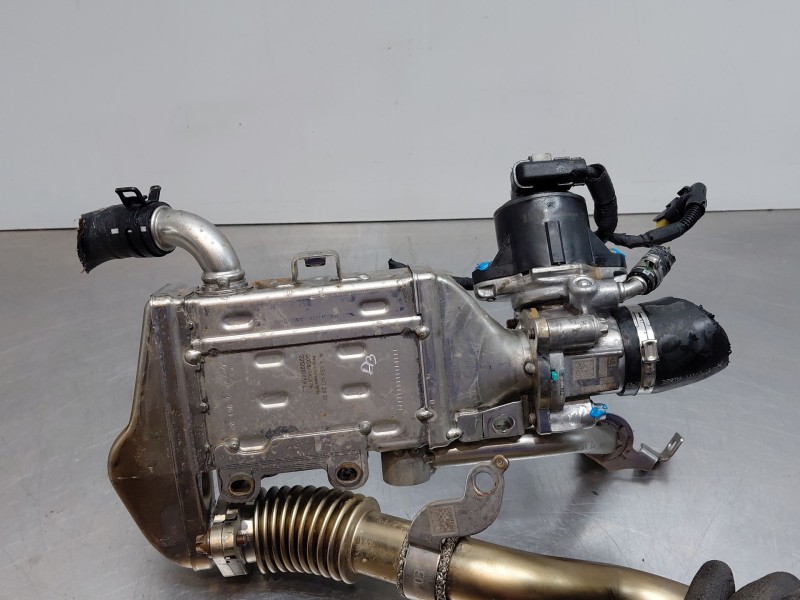 Recambio de valvula egr para mercedes-benz vito mixto (447) combi referencia OEM IAM A6541405700 A6541402801 