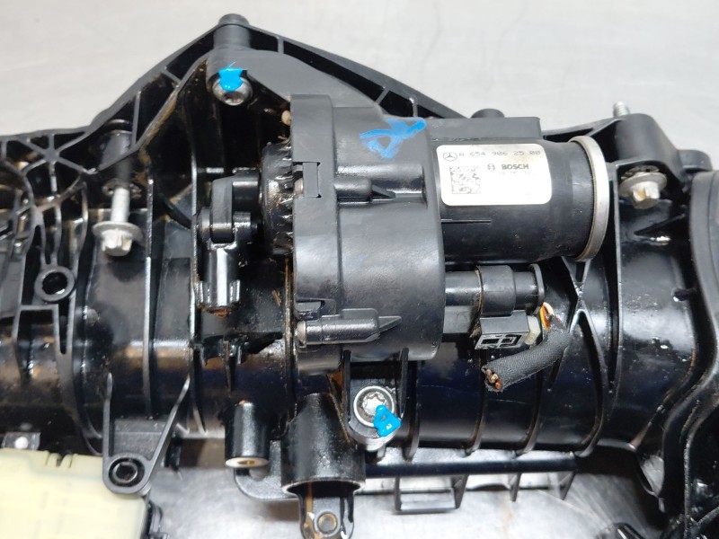 Recambio de colector admision para mercedes-benz vito mixto (447) combi referencia OEM IAM A6540903500  