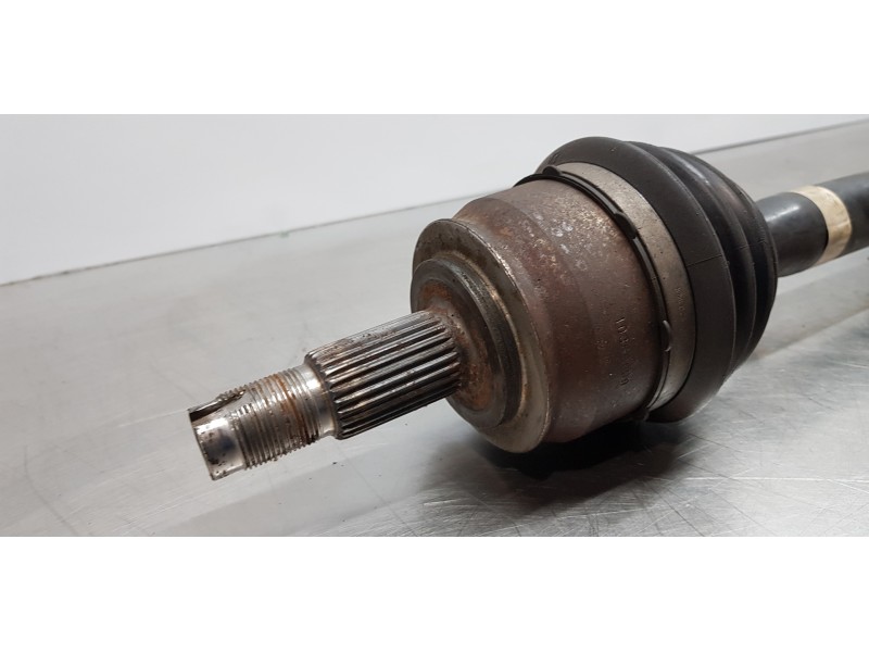 Recambio de transmision delantera derecha para jeep renegade limited 4x2 referencia OEM IAM 52088637  