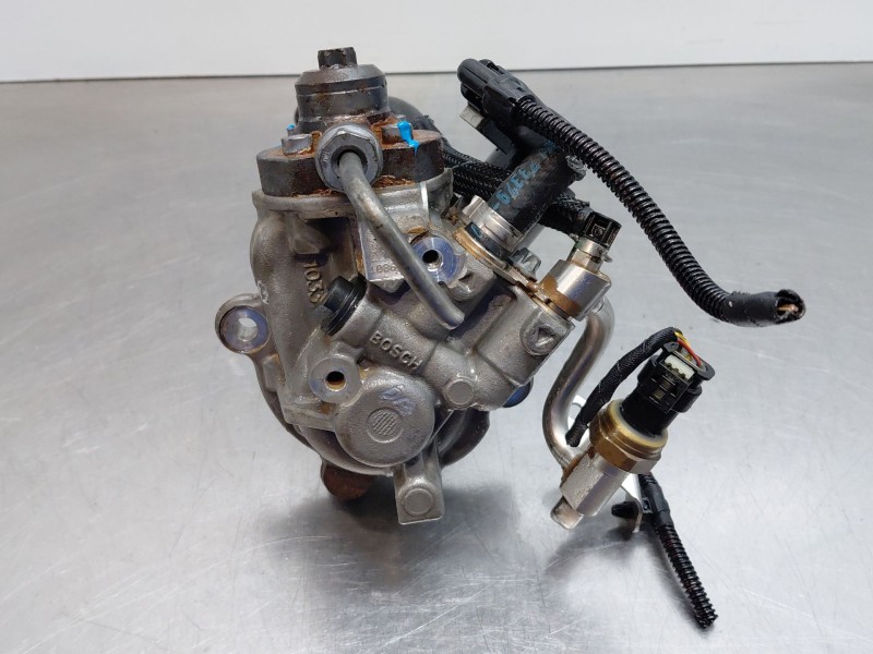 Recambio de bomba inyeccion para mercedes-benz vito mixto (447) combi referencia OEM IAM A6540704301  