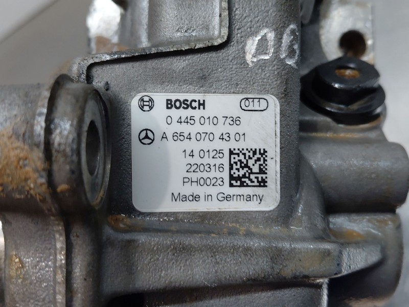Recambio de bomba inyeccion para mercedes-benz vito mixto (447) combi referencia OEM IAM A6540704301  