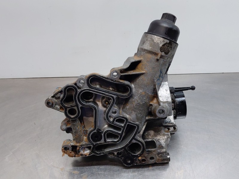Recambio de soporte filtro aceite para mercedes-benz vito mixto (447) combi referencia OEM IAM A6541805700  
