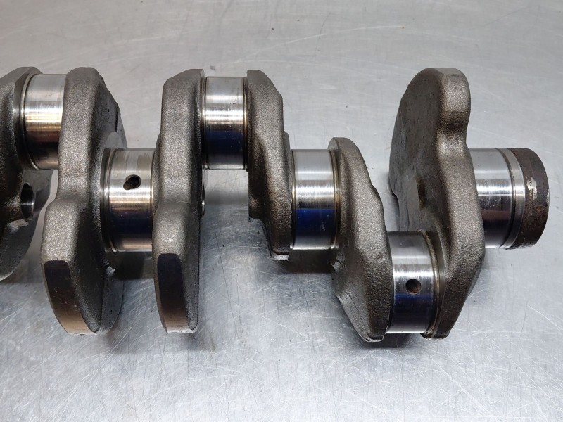 Recambio de cigueñal para mercedes-benz vito mixto (447) combi referencia OEM IAM A6540303700  