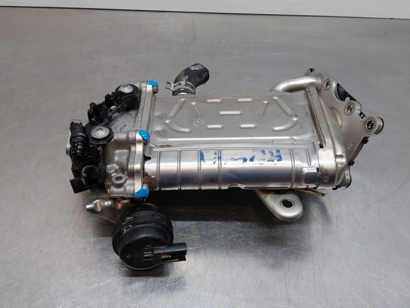 Recambio de enfriador egr para mercedes-benz vito mixto (447) combi referencia OEM IAM A6541409000  