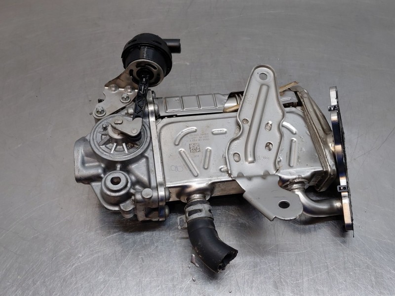 Recambio de enfriador egr para mercedes-benz vito mixto (447) combi referencia OEM IAM A6541409000  