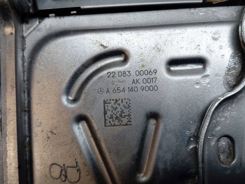 Recambio de enfriador egr para mercedes-benz vito mixto (447) combi referencia OEM IAM A6541409000  