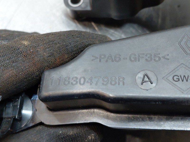 Recambio de tapa balancines para nissan navara pick-up (np300) 4x4 referencia OEM IAM 118304798R  