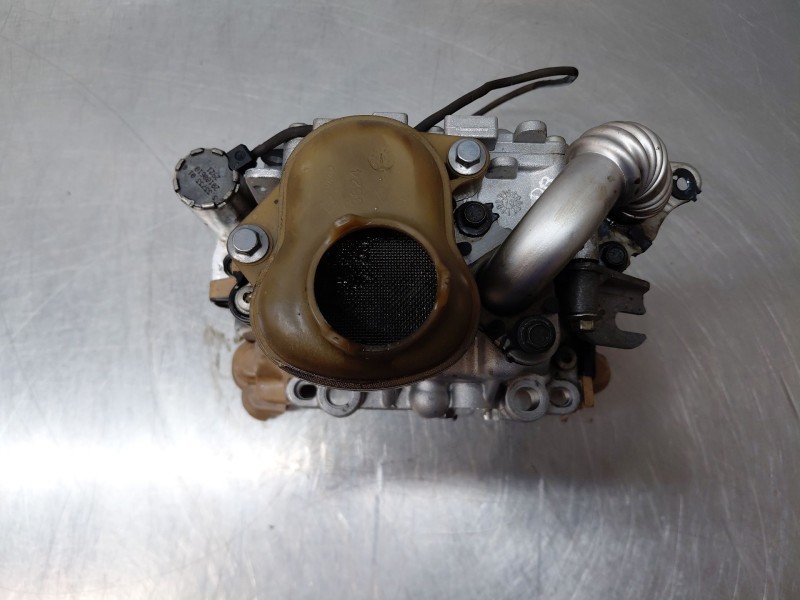 Recambio de bomba aceite para nissan navara pick-up (np300) 4x4 referencia OEM IAM 1500000QAK  