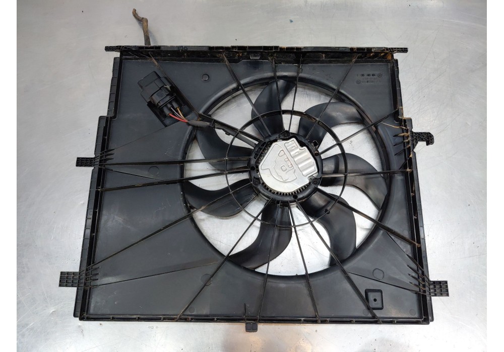 Recambio de electroventilador radiador aire acondicionado para mercedes-benz vito mixto (447) cerrada referencia OEM IAM A099906