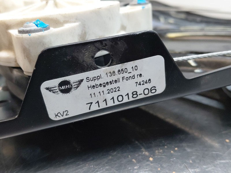 Recambio de elevalunas trasero derecho para bmw mini cabrio (r52) cooper referencia OEM IAM 51377111017 67626934300 