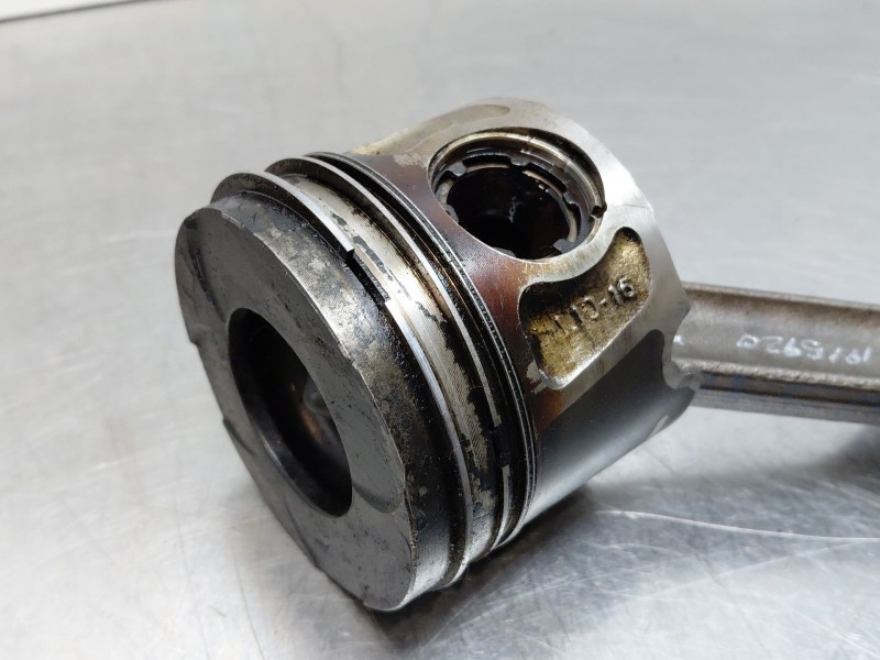 Recambio de biela para jeep renegade suv (bu, b1, bv) 2.0 crd 4x4 referencia OEM IAM 6000633703  