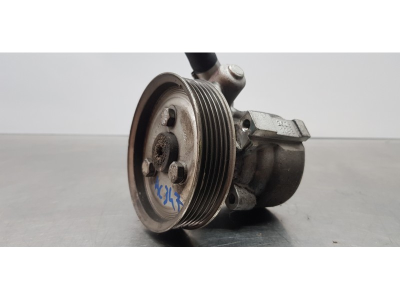 Recambio de bomba direccion para fiat doblo ii cargo (263) furgón base referencia OEM IAM 52062441  