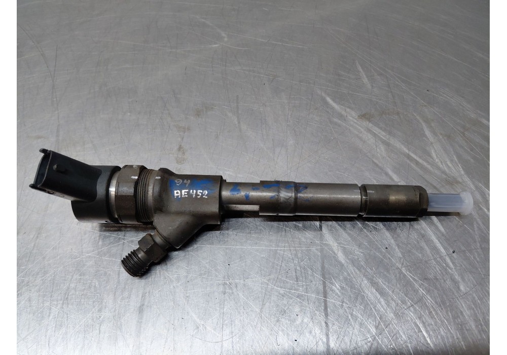 Recambio de inyector para toyota corolla (_e12_) 1.4 d (nde120_) referencia OEM IAM 221000N030  