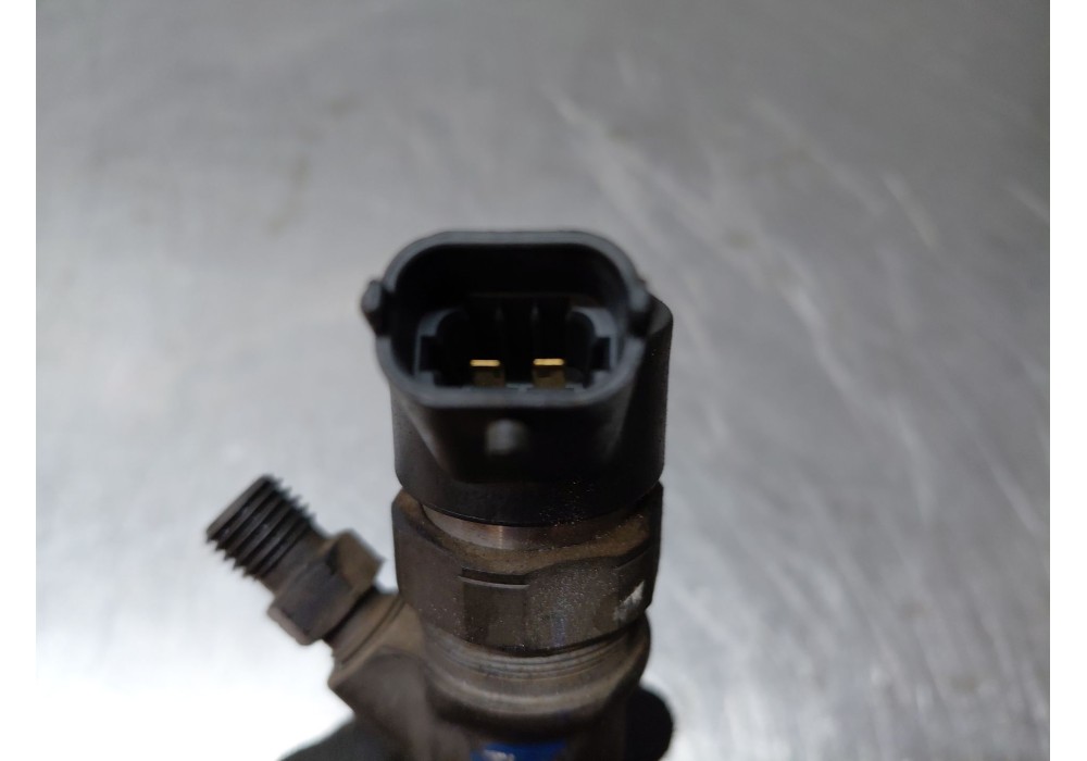 Recambio de inyector para toyota corolla (_e12_) 1.4 d (nde120_) referencia OEM IAM 221000N030  