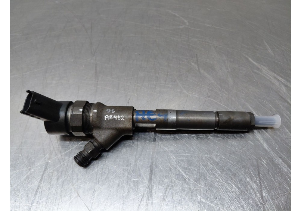 Recambio de inyector para toyota corolla (_e12_) 1.4 d (nde120_) referencia OEM IAM 221000N030  