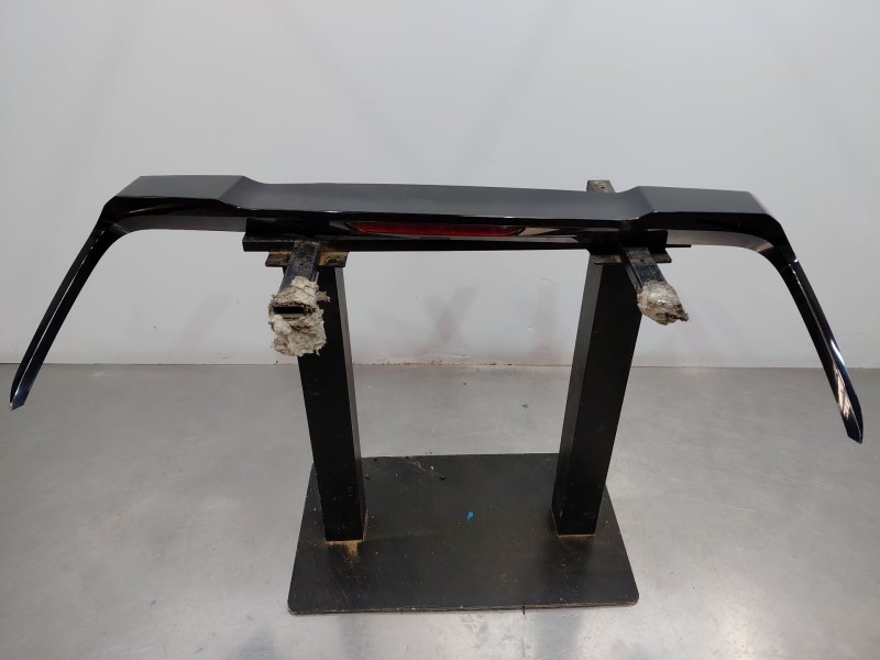 Recambio de aleron trasero para lexus ux (_aa1_, _ah1_, _ma1_) 200 (mzaa10) referencia OEM IAM   