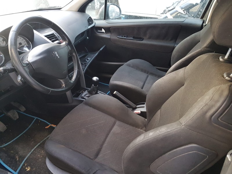 peugeot 207 del año 2007