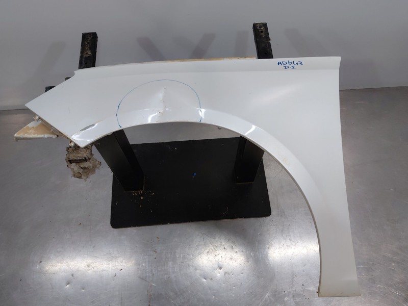 Recambio de aleta delantera izquierda para peugeot 308 acces referencia OEM IAM   