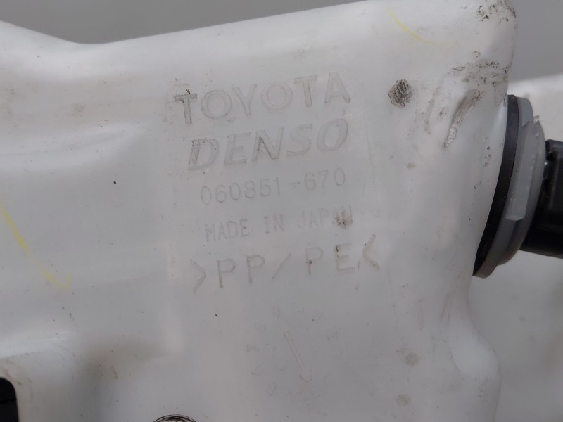Recambio de deposito limpia para lexus ux (_aa1_, _ah1_, _ma1_) 200 (mzaa10) referencia OEM IAM   