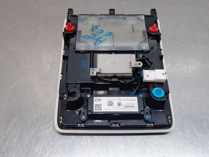 Recambio de luz interior para lexus ux (_aa1_, _ah1_, _ma1_) 200 (mzaa10) referencia OEM IAM   