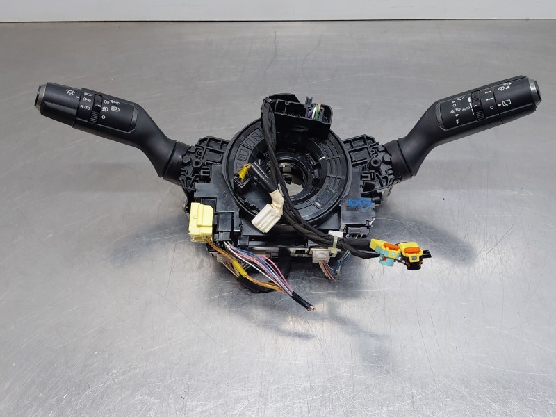 Recambio de mando multifuncion para lexus ux (_aa1_, _ah1_, _ma1_) 200 (mzaa10) referencia OEM IAM   