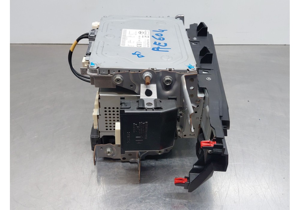Recambio de sistema audio / radio cd para lexus ux (_aa1_, _ah1_, _ma1_) 200 (mzaa10) referencia OEM IAM   