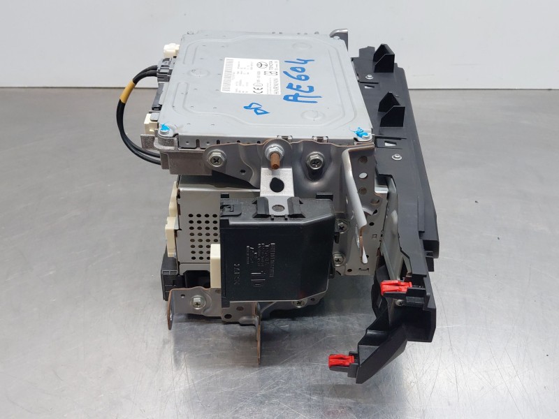 Recambio de sistema audio / radio cd para lexus ux (_aa1_, _ah1_, _ma1_) 200 (mzaa10) referencia OEM IAM   