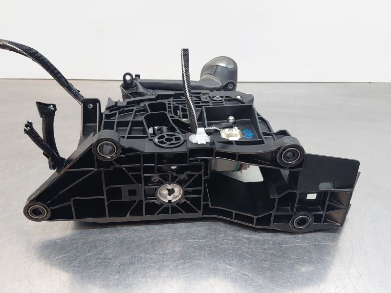 Recambio de palanca cambio para lexus ux (_aa1_, _ah1_, _ma1_) 200 (mzaa10) referencia OEM IAM   