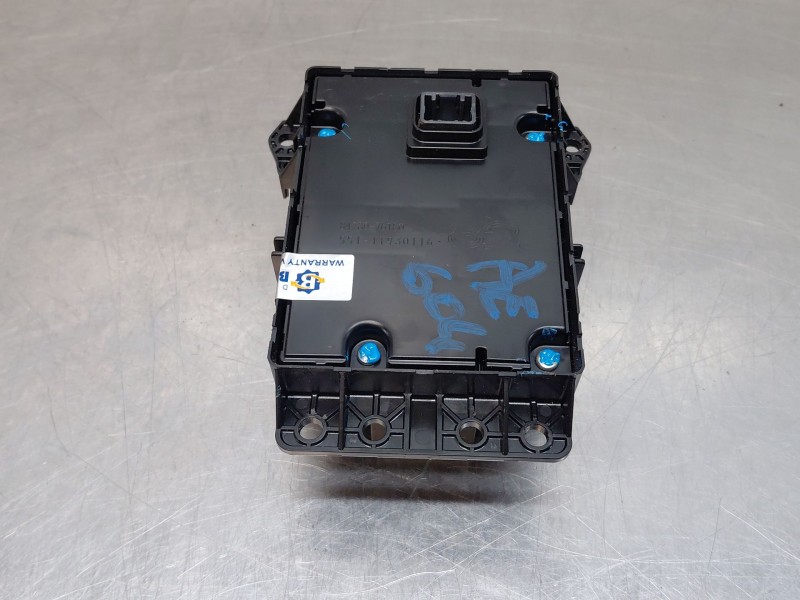 Recambio de modulo electronico para lexus ux (_aa1_, _ah1_, _ma1_) 200 (mzaa10) referencia OEM IAM   