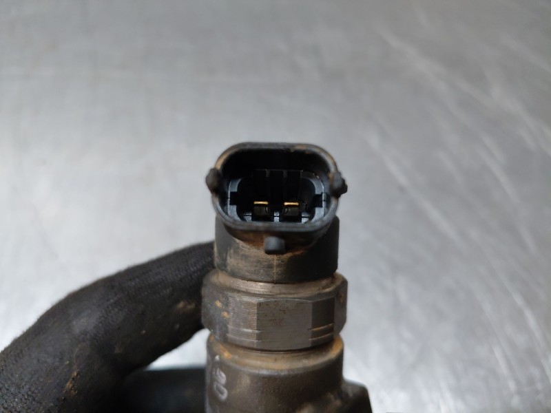 Recambio de inyector para peugeot 308 sw allure referencia OEM IAM   