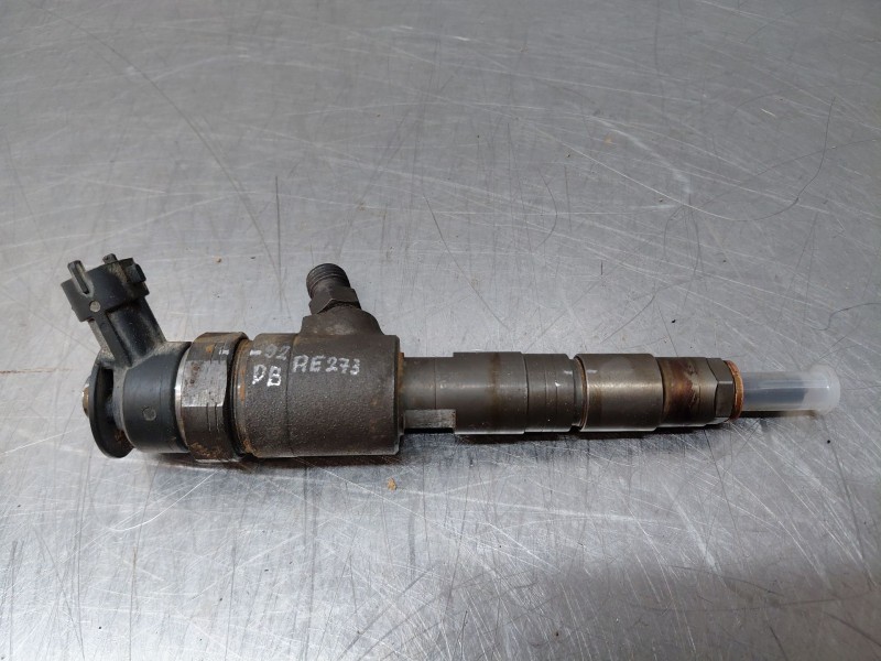 Recambio de inyector para peugeot 308 sw allure referencia OEM IAM   