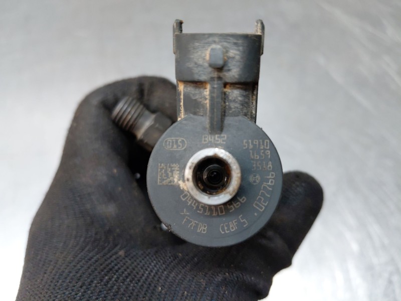 Recambio de inyector para peugeot 308 sw allure referencia OEM IAM   