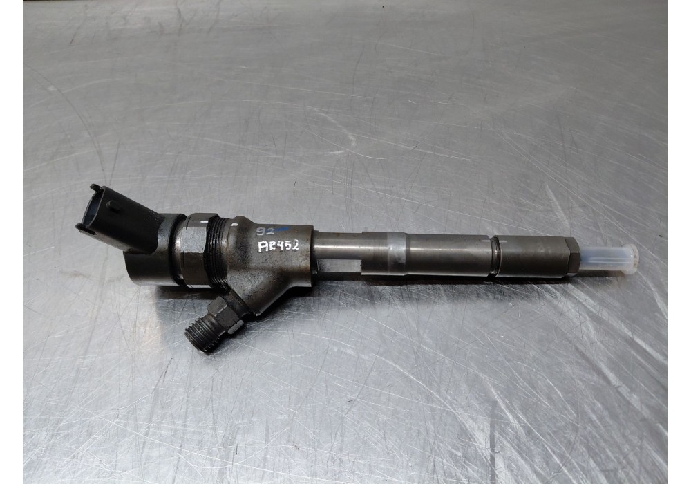 Recambio de inyector para toyota corolla (_e12_) 1.4 d (nde120_) referencia OEM IAM 221000N030  