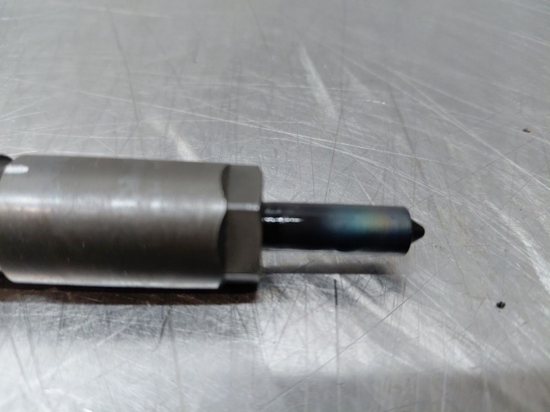 Recambio de inyector para toyota corolla (_e12_) 1.4 d (nde120_) referencia OEM IAM 221000N030  