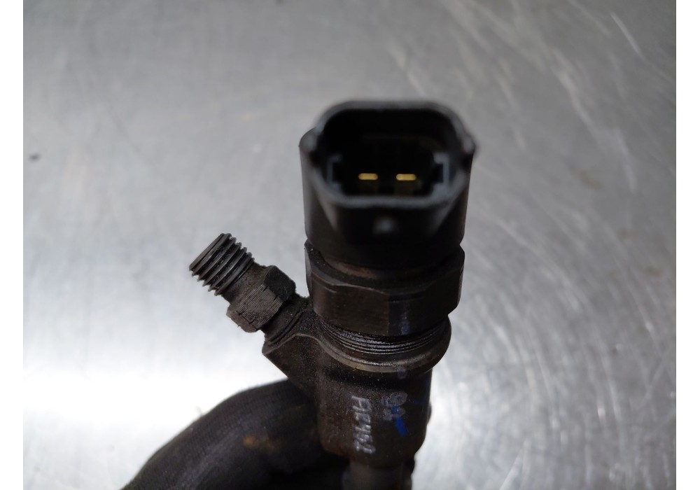 Recambio de inyector para toyota corolla (_e12_) 1.4 d (nde120_) referencia OEM IAM 221000N030  
