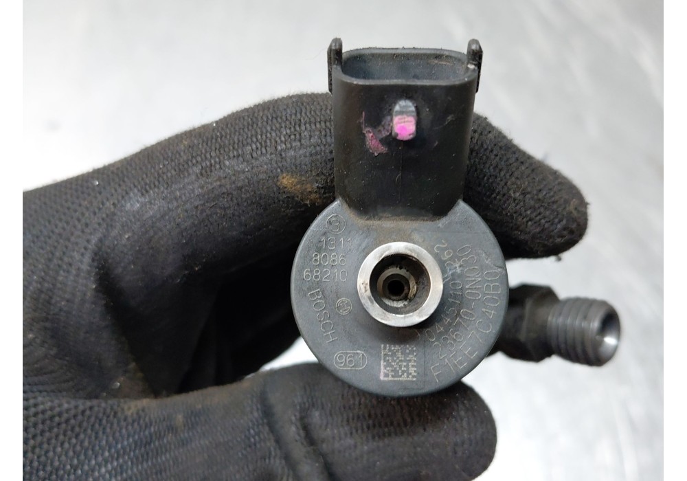 Recambio de inyector para toyota corolla (_e12_) 1.4 d (nde120_) referencia OEM IAM 221000N030  