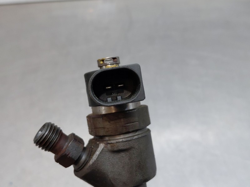 Recambio de inyector para mercedes-benz vito caja cerrada 6.03  furgon referencia OEM IAM A6470700087  