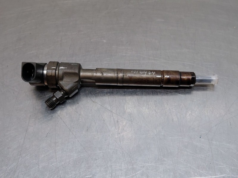 Recambio de inyector para mercedes-benz vito caja cerrada 6.03  furgon referencia OEM IAM A6470700087  