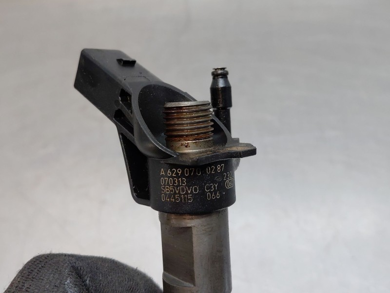 Recambio de inyector para mercedes-benz clase gl (x164) 4-matic referencia OEM IAM A6290700287  