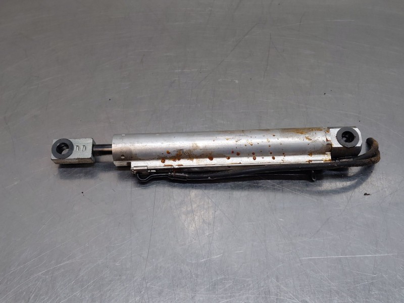 Recambio de amortiguador trasero derecho para bmw mini cabrio (r52) cooper referencia OEM IAM   