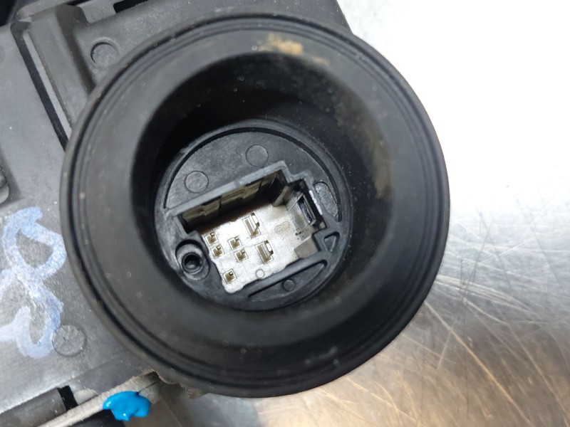 Recambio de elevalunas delantero derecho para lexus ux (_aa1_, _ah1_, _ma1_) 200 (mzaa10) referencia OEM IAM   