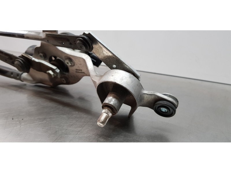 Recambio de motor limpia delantero para hyundai kona klass 2wd referencia OEM IAM 98110C1950  