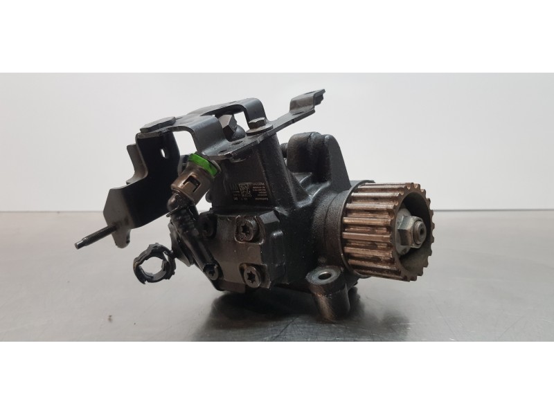 Recambio de bomba inyeccion para dacia lodgy laureate referencia OEM IAM 167003669R  