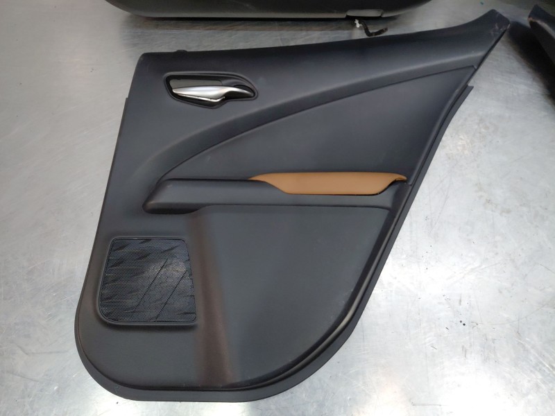 Recambio de juego asientos completo para lexus ux (_aa1_, _ah1_, _ma1_) 200 (mzaa10) referencia OEM IAM 7202047371 7201047360 